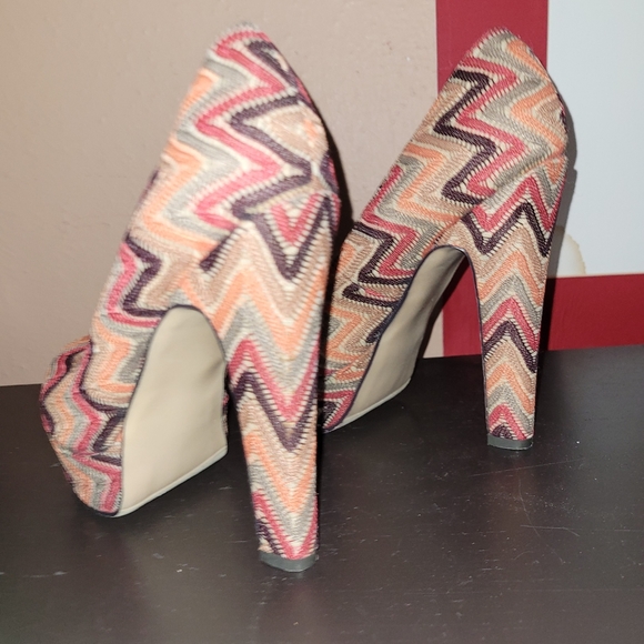 Steve madden pumps - Picture 4 of 5